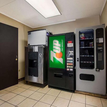 Quality Inn & Suites Millville Buitenkant foto