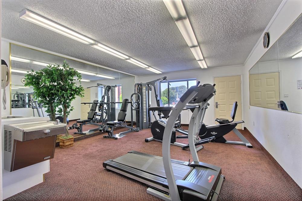 Quality Inn & Suites Millville Buitenkant foto