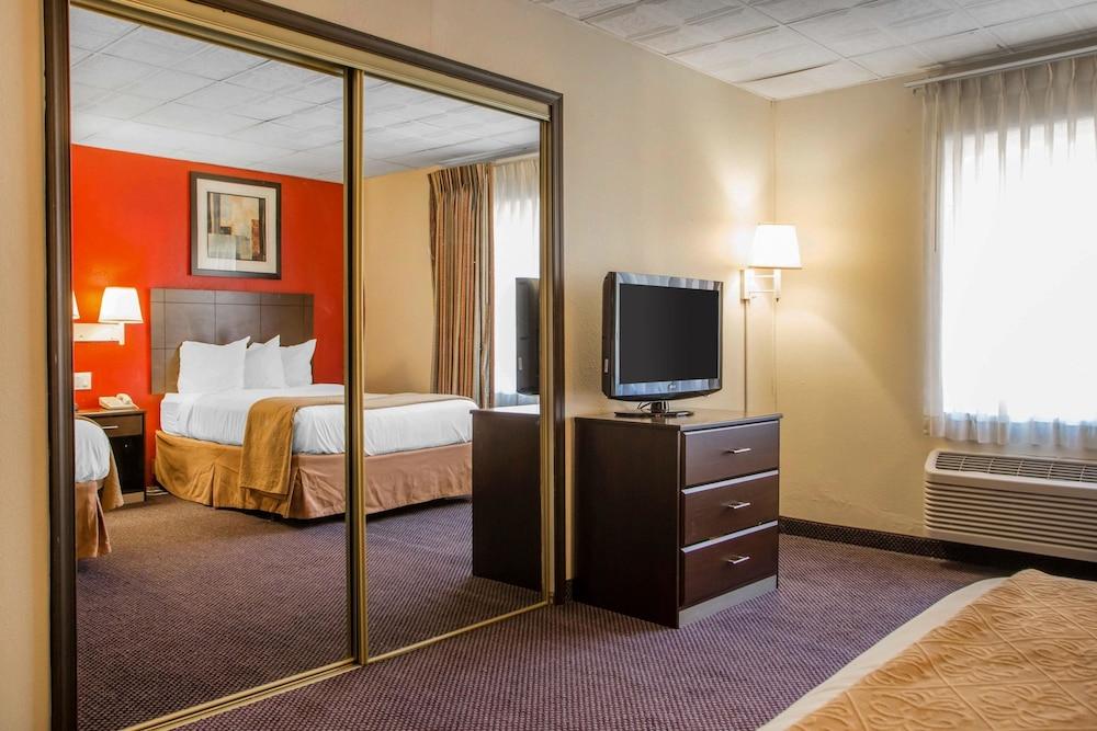 Quality Inn & Suites Millville Buitenkant foto