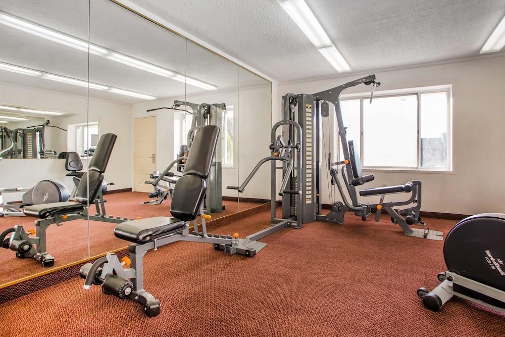 Quality Inn & Suites Millville Buitenkant foto