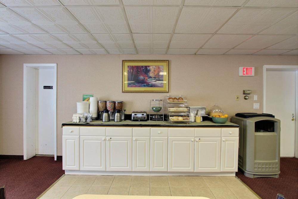 Quality Inn & Suites Millville Buitenkant foto