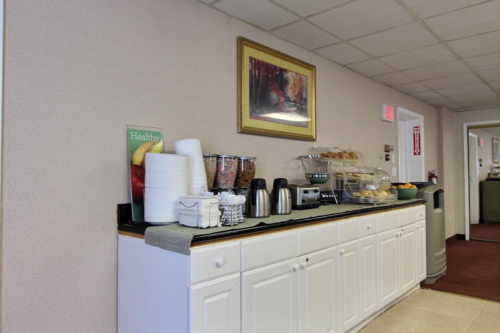 Quality Inn & Suites Millville Buitenkant foto