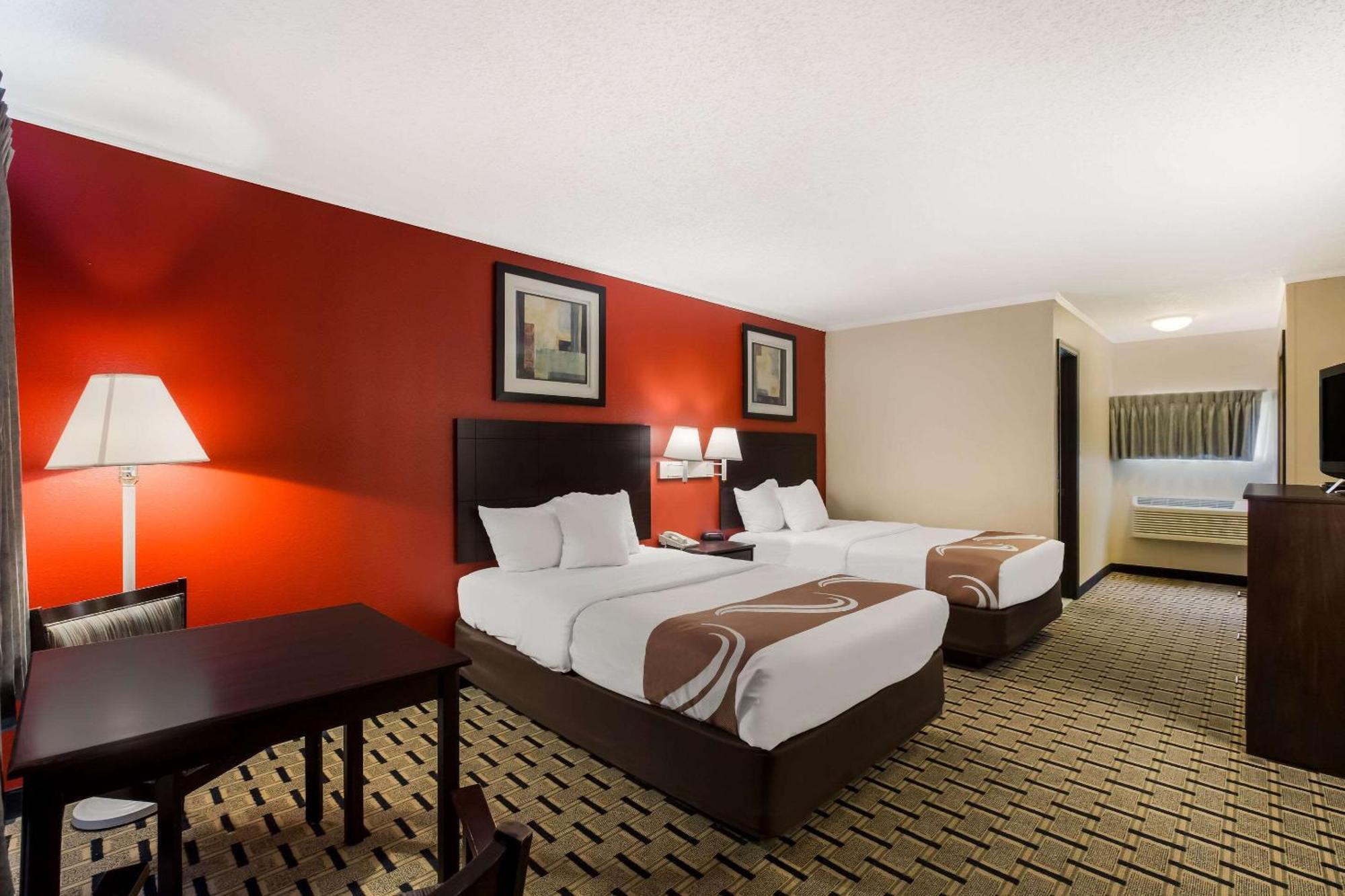 Quality Inn & Suites Millville Buitenkant foto