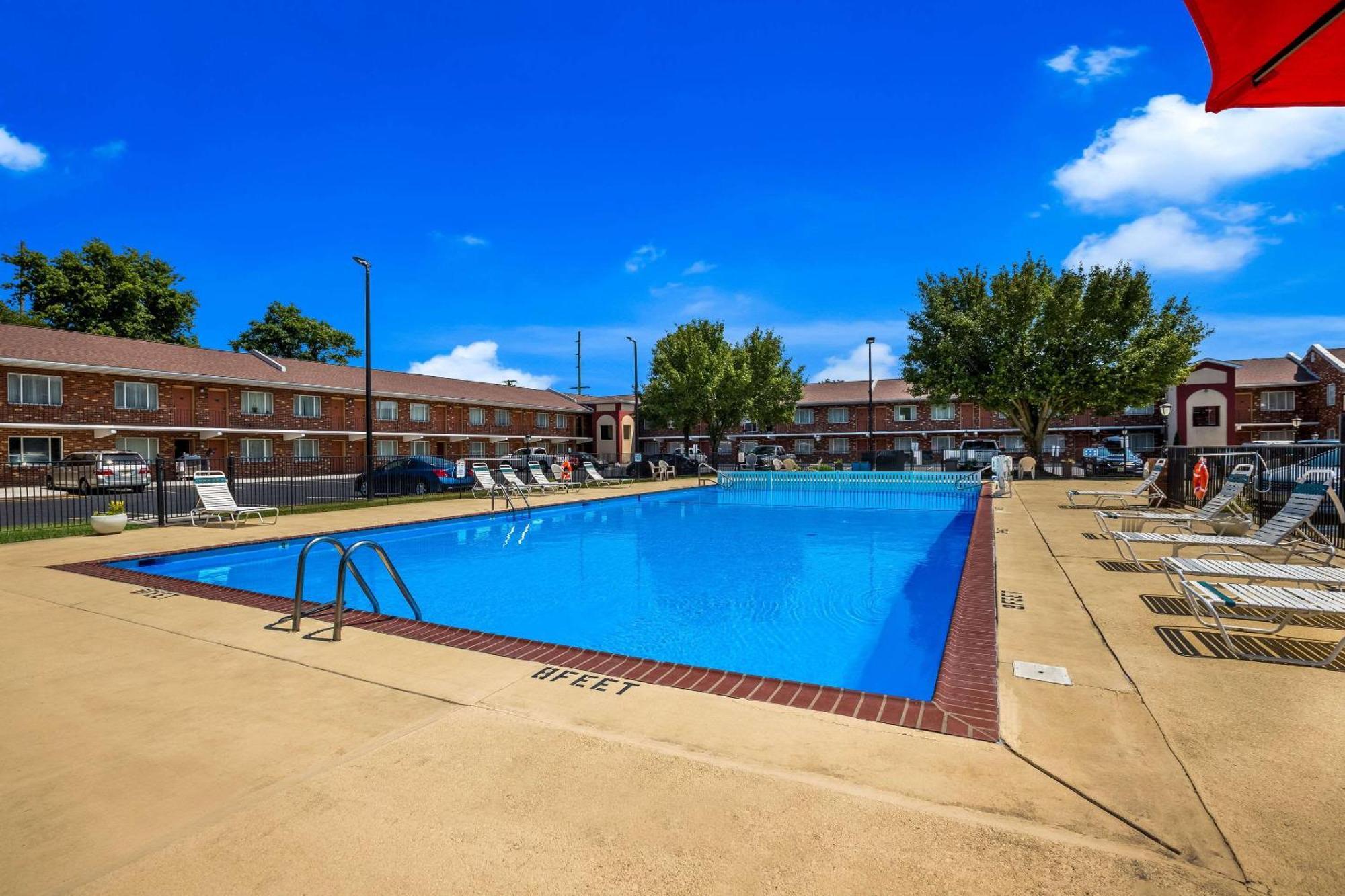 Quality Inn & Suites Millville Buitenkant foto